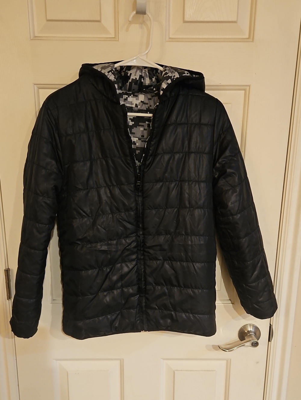 Youth XL Quilted Reversible Hooded Puffer Jacket